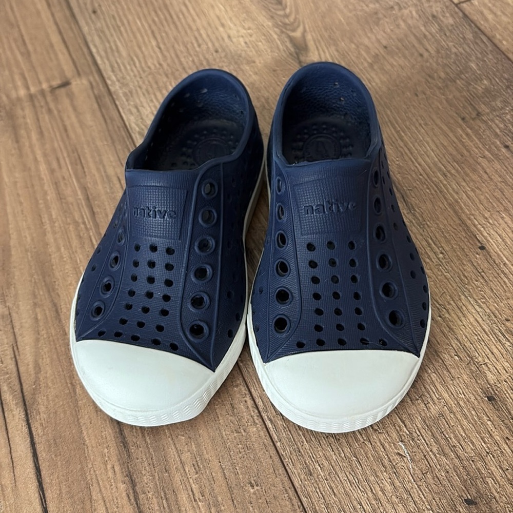 Native Jefferson Slip-on Toddler Sneakers In Regatta Blue/Shell White